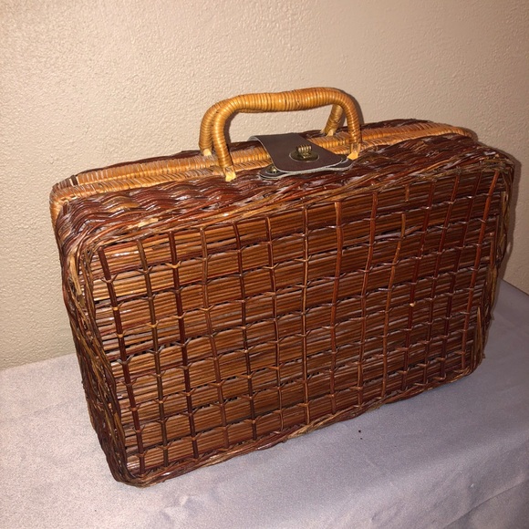 Bags Vintage Wooden Woven Wicker Suitcase Picnic Basket Rattan